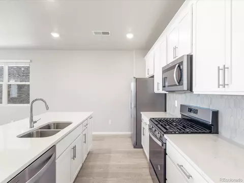22341 E 7th Pl, Aurora, CO 80018 photo 13