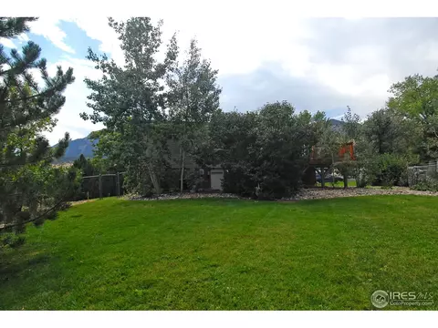 590 Ithaca Dr, Boulder, CO 80305 photo 5