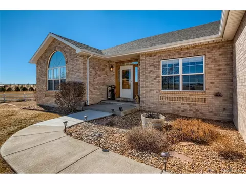 655 S Split Rock Rd, Bennett, CO 80102 photo 2