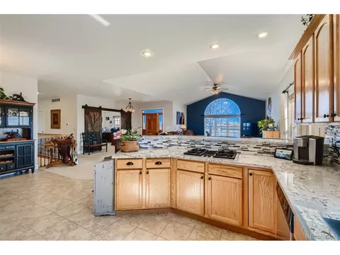 655 S Split Rock Rd, Bennett, CO 80102 photo 10