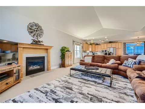 655 S Split Rock Rd, Bennett, CO 80102 photo 6