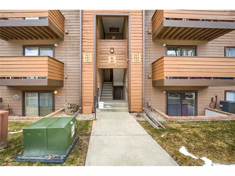 209 Wright St #301, Lakewood, CO 80228 photo 1