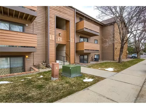 209 Wright St #301, Lakewood, CO 80228 photo 3