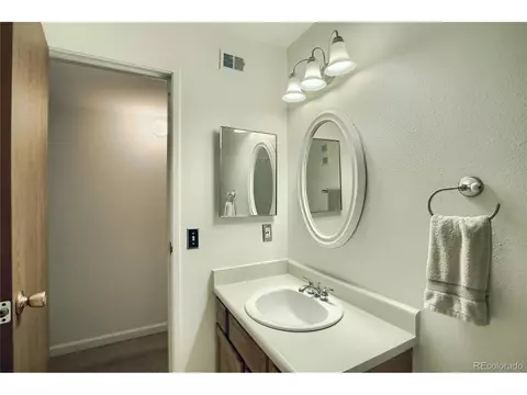 209 Wright St #301, Lakewood, CO 80228 photo 27