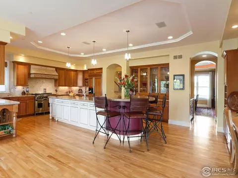 8957 Mountain View Ln, Boulder, CO 80303 photo 4