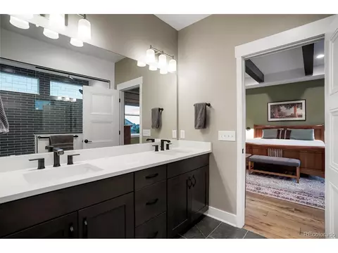 Bath - 20984 E 62nd Ave, Aurora, CO 80019 photo 3 of 6
