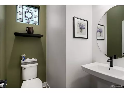 Bath - 20984 E 62nd Ave, Aurora, CO 80019 photo 1 of 6
