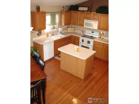 5417 Bobcat Dr, Frederick, CO 80504 photo 3