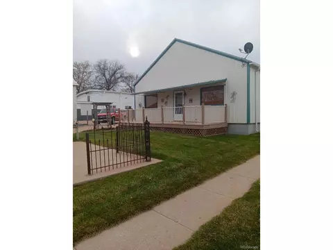 203 S Albany St, Yuma, CO 80759