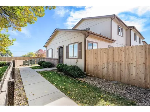 2640 Devonshire Ct, Thornton, CO 80229 photo 1