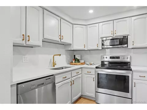 6473 S Havana St #B, Englewood, CO 80111
