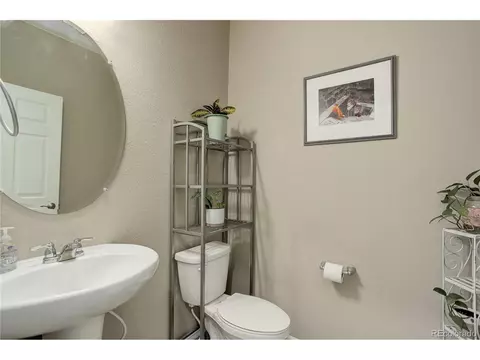 20089 E 61st Dr, Aurora, CO 80019 photo 9