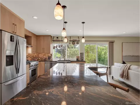Kitchen - 7958 S Roslyn Way, Centennial, CO 80112 photo 5 of 6