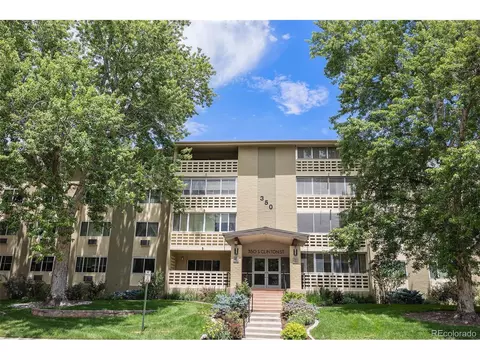 350 S Clinton St #2A, Denver, CO 80247