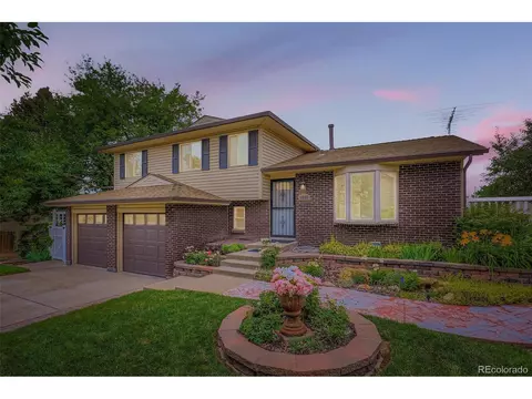 1729 S Ouray Ct, Aurora, CO 80017