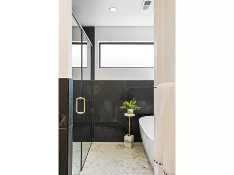 3429 Lawrence St, Denver, CO 80205 photo 14