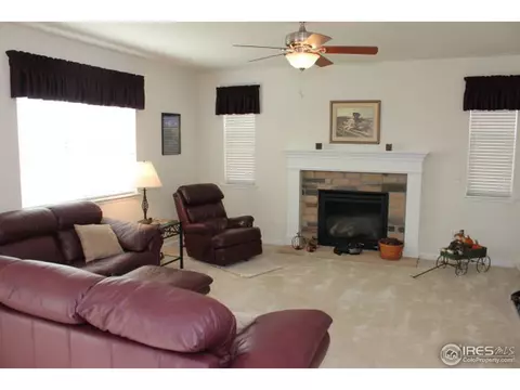 5808 Twilight Ave, Firestone, CO 80504 photo 2