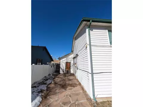 4350 Eugene Way, Denver, CO 80239 photo 11