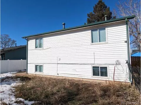 4350 Eugene Way, Denver, CO 80239 photo 6