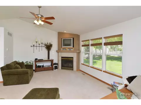 1151 Jefferson Dr, Berthoud, CO 80513 photo 9