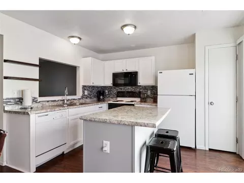 5155 Kalispell St, Denver, CO 80239 photo 6