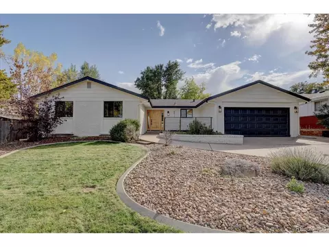 8912 W Jewell Pl, Lakewood, CO 80227