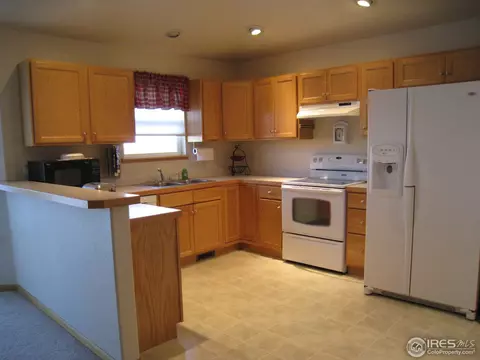 3608 Longhorn Ct, Evans, CO 80620 photo 5