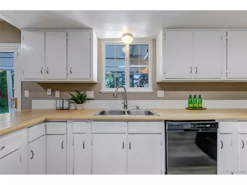 8696 Easter Ave, Centennial, CO 80112 photo 10