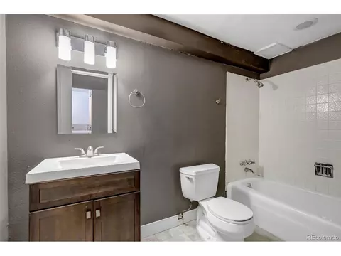 8696 Easter Ave, Centennial, CO 80112 photo 33