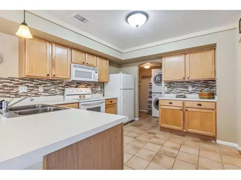 21589 E 47th Ave, Denver, CO 80249 photo 8