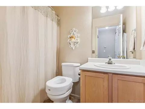 21589 E 47th Ave, Denver, CO 80249 photo 16