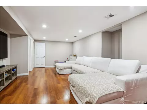 7036 S Cherry Dr, Centennial, CO 80122 photo 12
