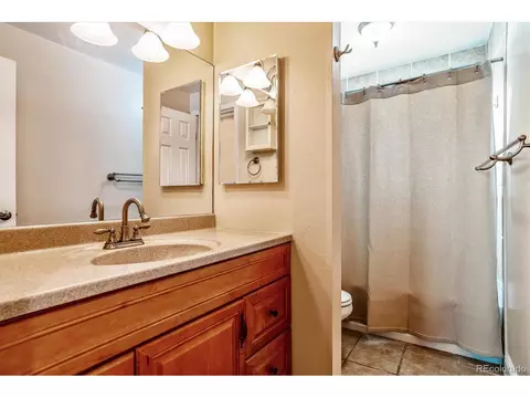 7036 S Cherry Dr, Centennial, CO 80122 photo 10