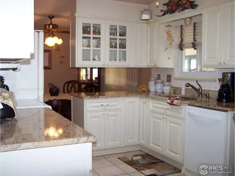 7258 Braun Ct, Arvada, CO 80005 photo 2