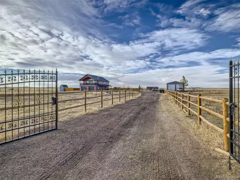 30310 Elway Pt, Yoder, CO 80864 photo 5