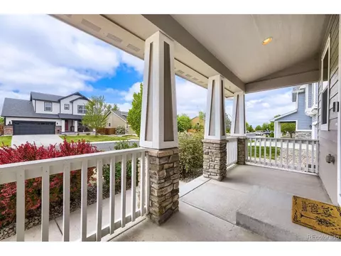 Exterior - 715 Stonehaven St, Dacono, CO 80514 photo 4 of 7