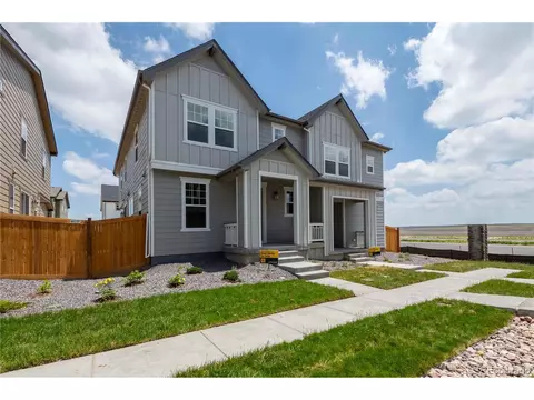 618 N Bersshine Ct, Aurora, CO 80018