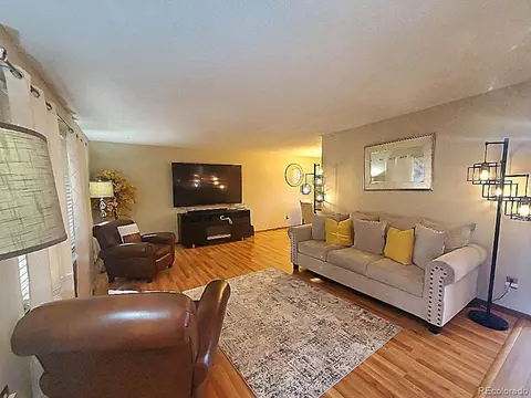 17469 E Asbury Cir, Aurora, CO 80013 photo 4