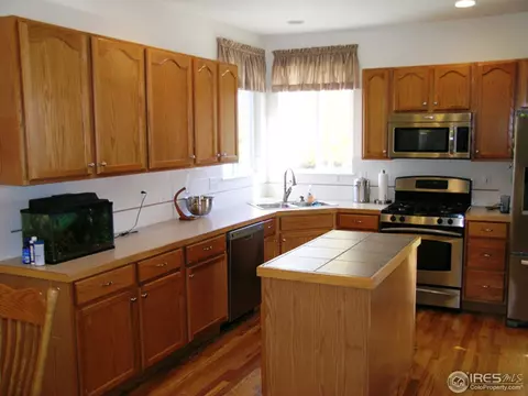 2427 Eagleview Cir, Longmont, CO 80504 photo 7