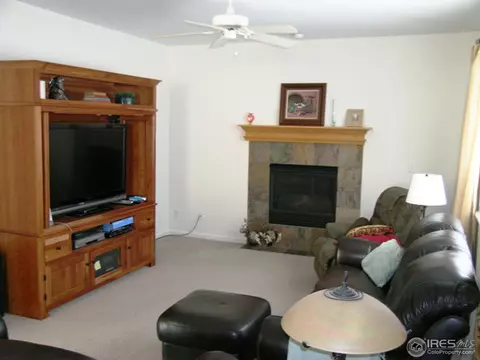 2427 Eagleview Cir, Longmont, CO 80504 photo 3