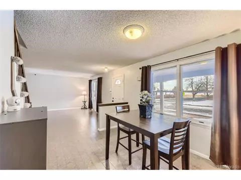 2598 S Eagle Cir, Aurora, CO 80014 photo 9