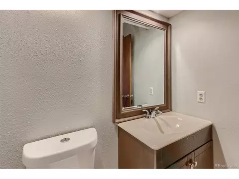 2598 S Eagle Cir, Aurora, CO 80014 photo 17