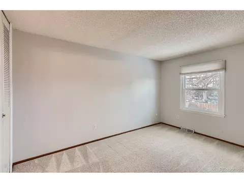 2598 S Eagle Cir, Aurora, CO 80014 photo 22