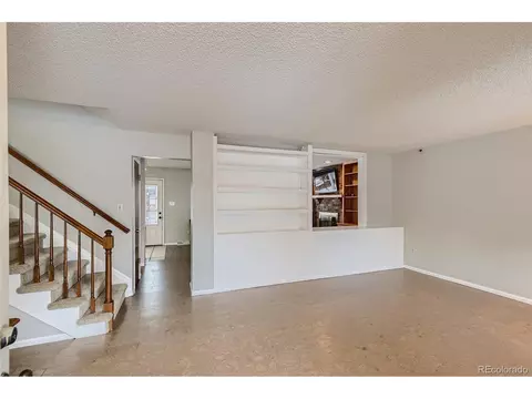 2598 S Eagle Cir, Aurora, CO 80014 photo 5