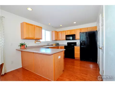 572 S Traildust Dr, Milliken, CO 80543 photo 3