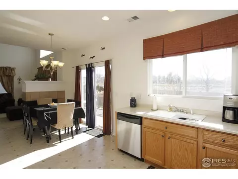 2540 E 136th Pl, Thornton, CO 80602 photo 6