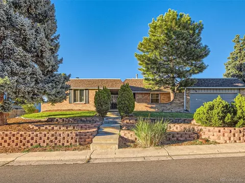 6724 S Detroit Cir, Centennial, CO 80122