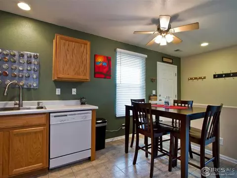 2201 E 111th Dr, Northglenn, CO 80233 photo 9