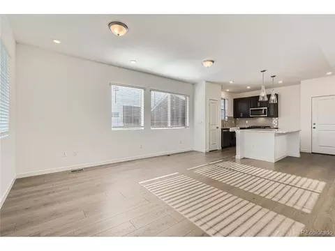 6915 Juniper Ln, Arvada, CO 80007 photo 5
