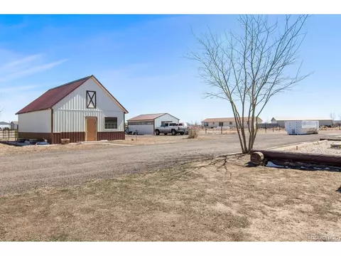 10 E Ranch Rd, Wiggins, CO 80654 photo 4